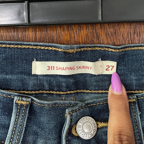 levi’s - Picture 3 of 3